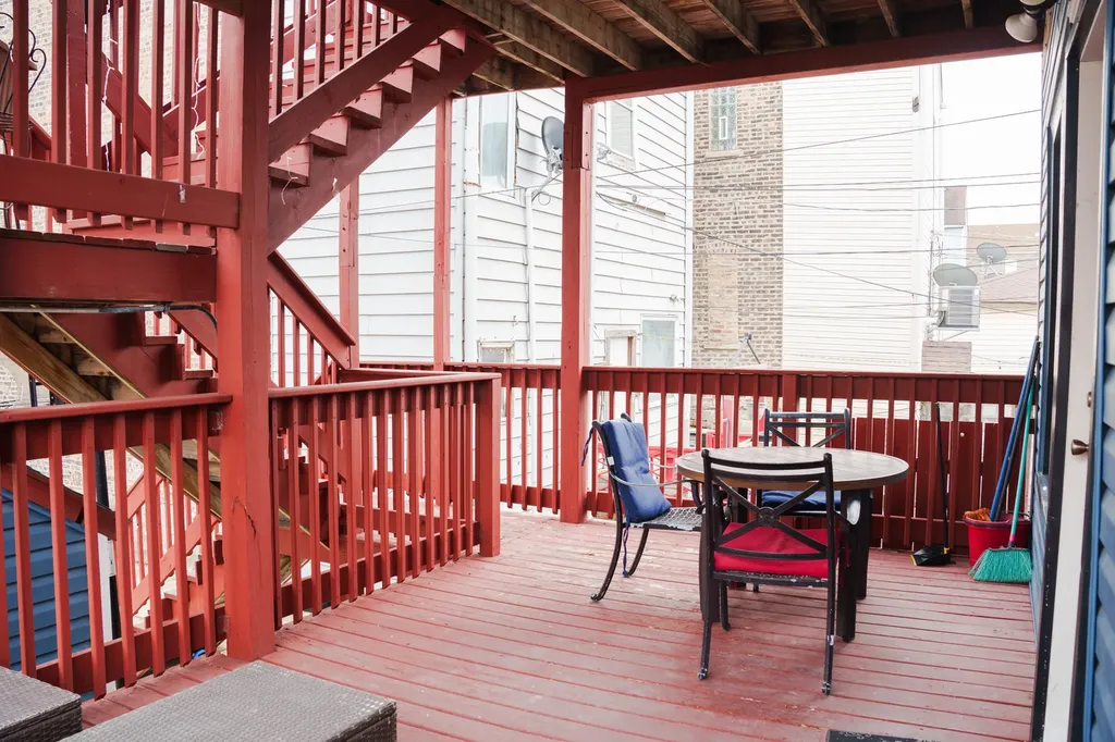 2320 South Albany Avenue Chicago IL 60623