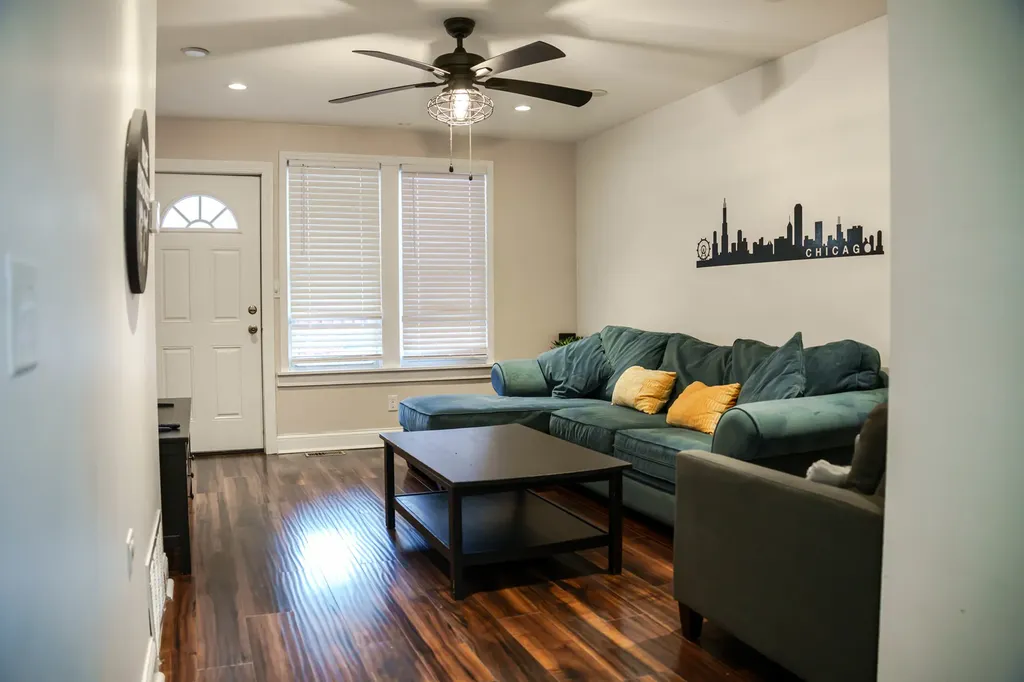 2320 South Albany Avenue Chicago IL 60623