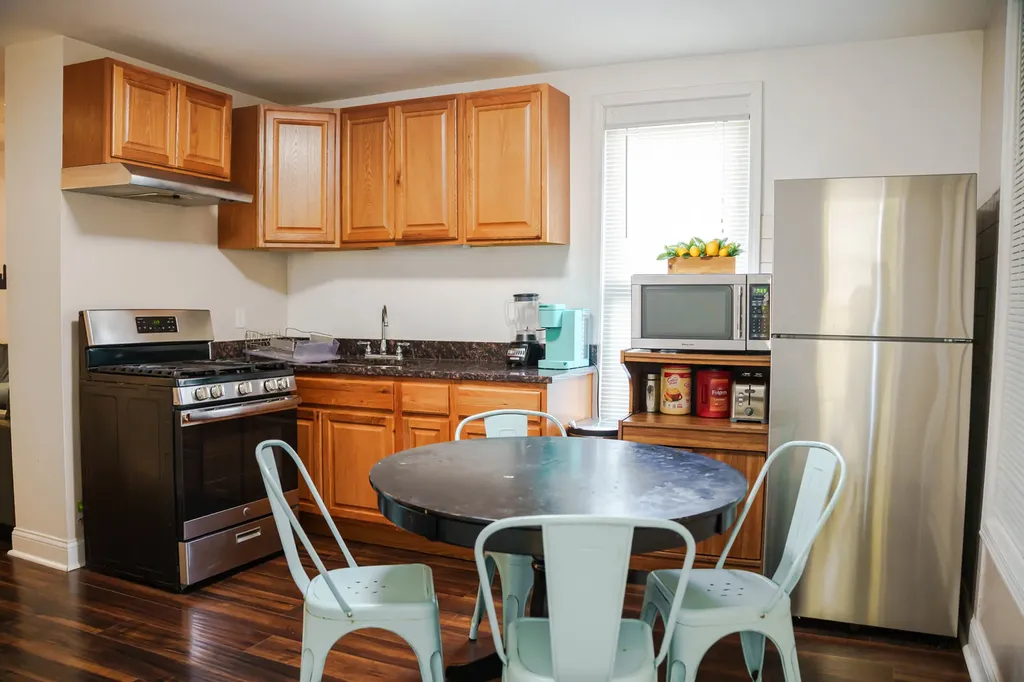 2320 South Albany Avenue Chicago IL 60623