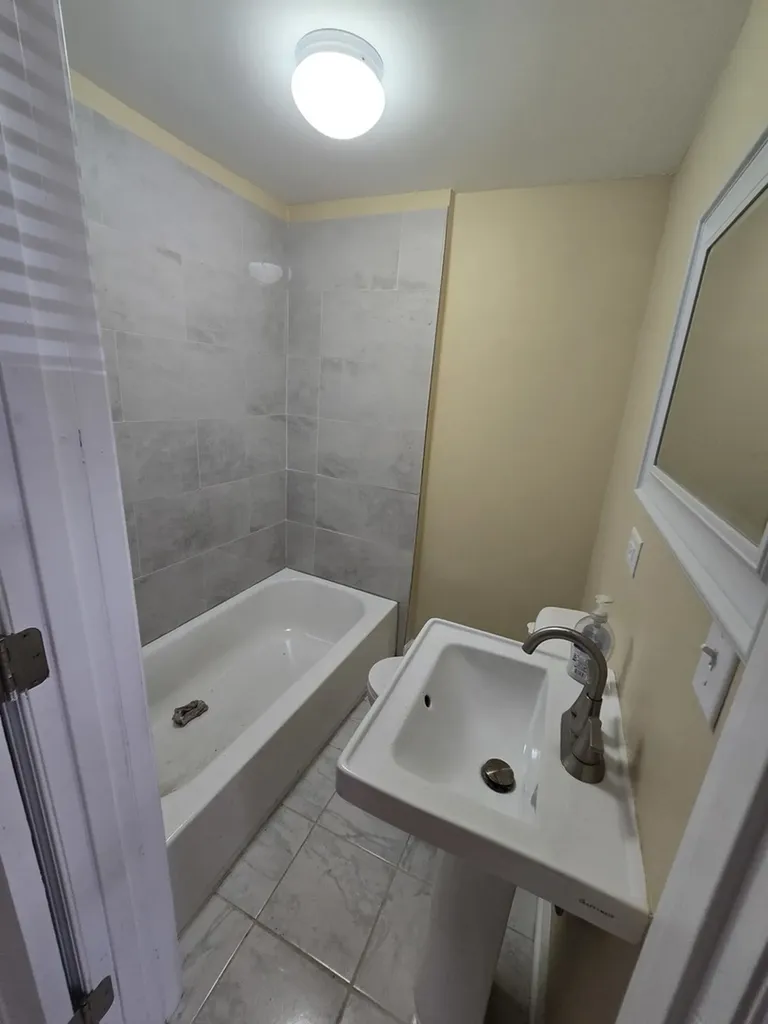 2855 West 25th Place Chicago IL 60623