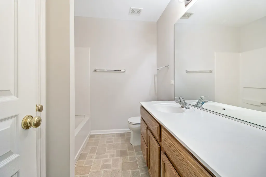 409 Metropolitan Street Aurora IL 60502