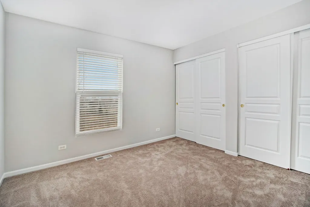 409 Metropolitan Street Aurora IL 60502