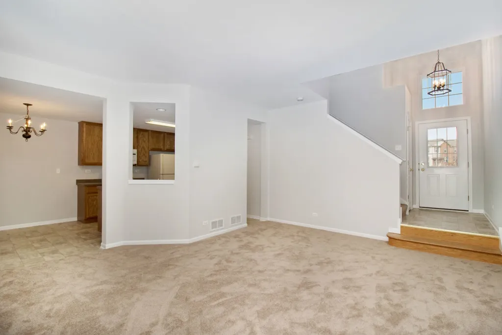 409 Metropolitan Street Aurora IL 60502