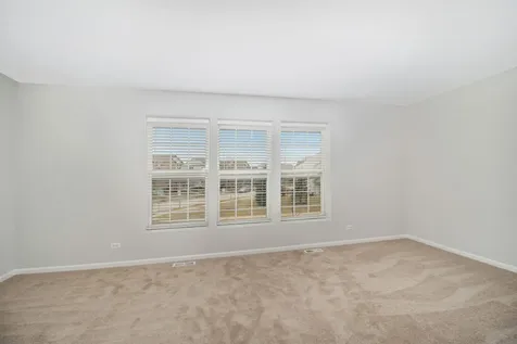 409 Metropolitan Street Aurora IL 60502