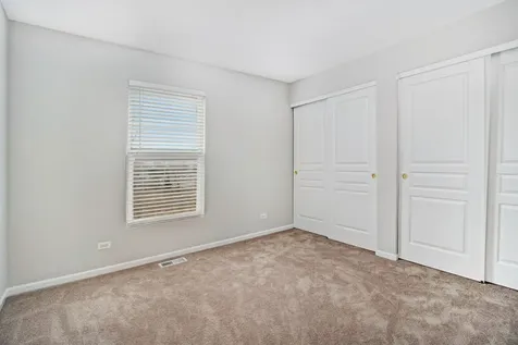 409 Metropolitan Street Aurora IL 60502