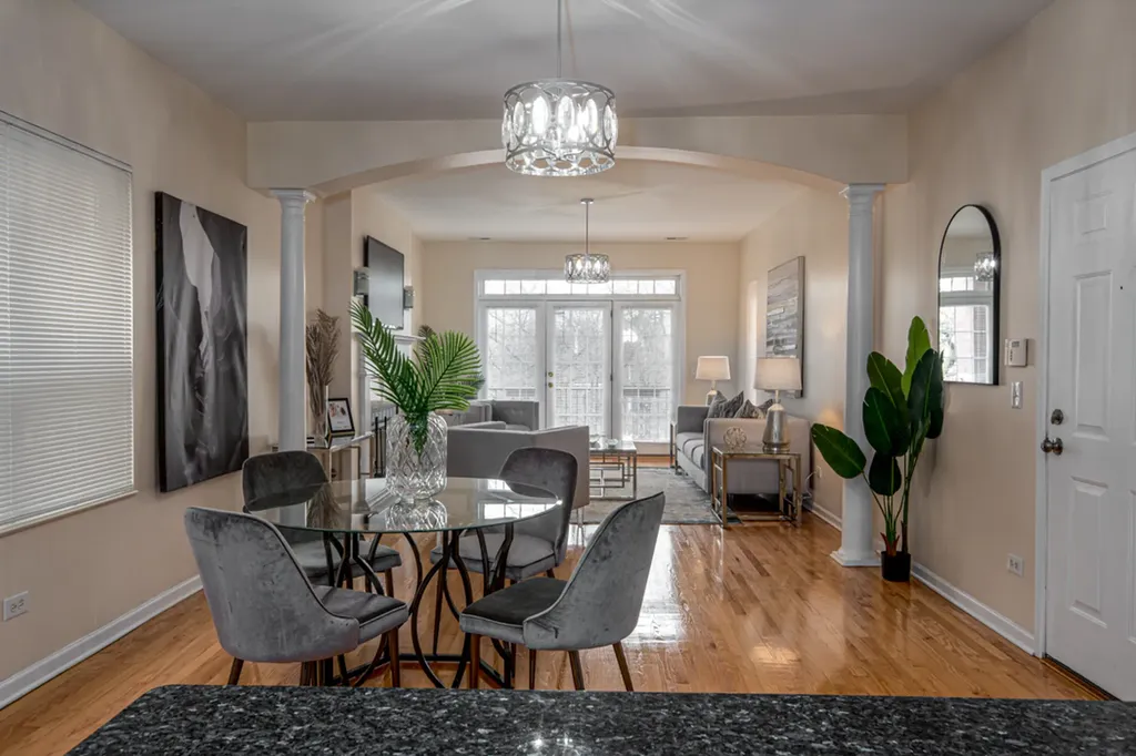 4730 South Drexel Avenue Chicago IL 60615