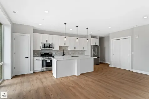8631 West Grand Avenue River Grove IL 60171