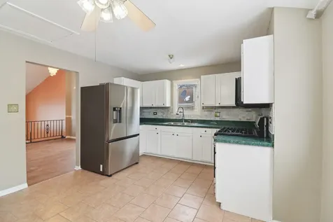 16627 Carse Avenue Harvey IL 60426