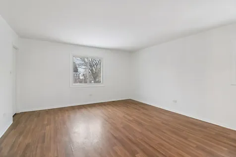 16627 Carse Avenue Harvey IL 60426