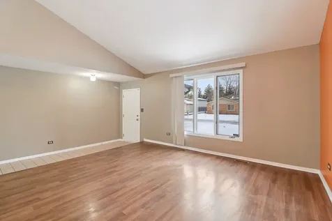 16627 Carse Avenue Harvey IL 60426