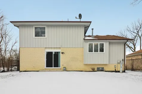 16627 Carse Avenue Harvey IL 60426