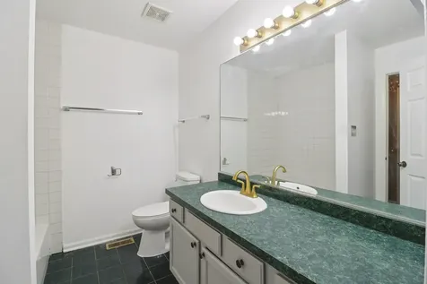 16627 Carse Avenue Harvey IL 60426
