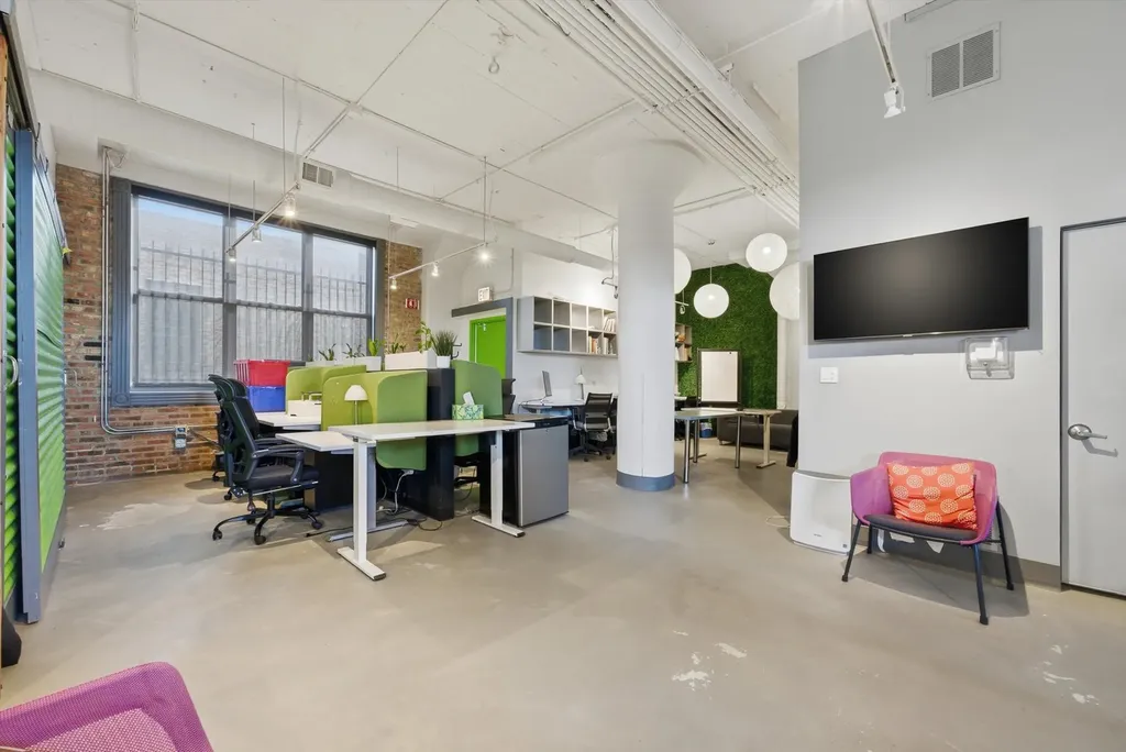2675 West Grand Avenue Chicago IL 60612