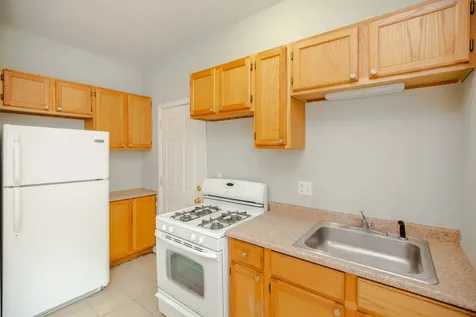 431 East Oakwood Boulevard Chicago IL 60653