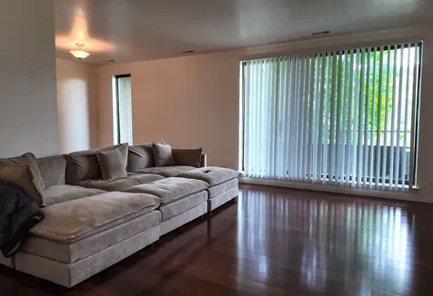 5 East Carriageway Drive Hazel Crest IL 60429