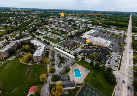 5 East Carriageway Drive Hazel Crest IL 60429