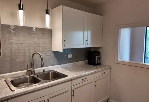5 East Carriageway Drive Hazel Crest IL 60429