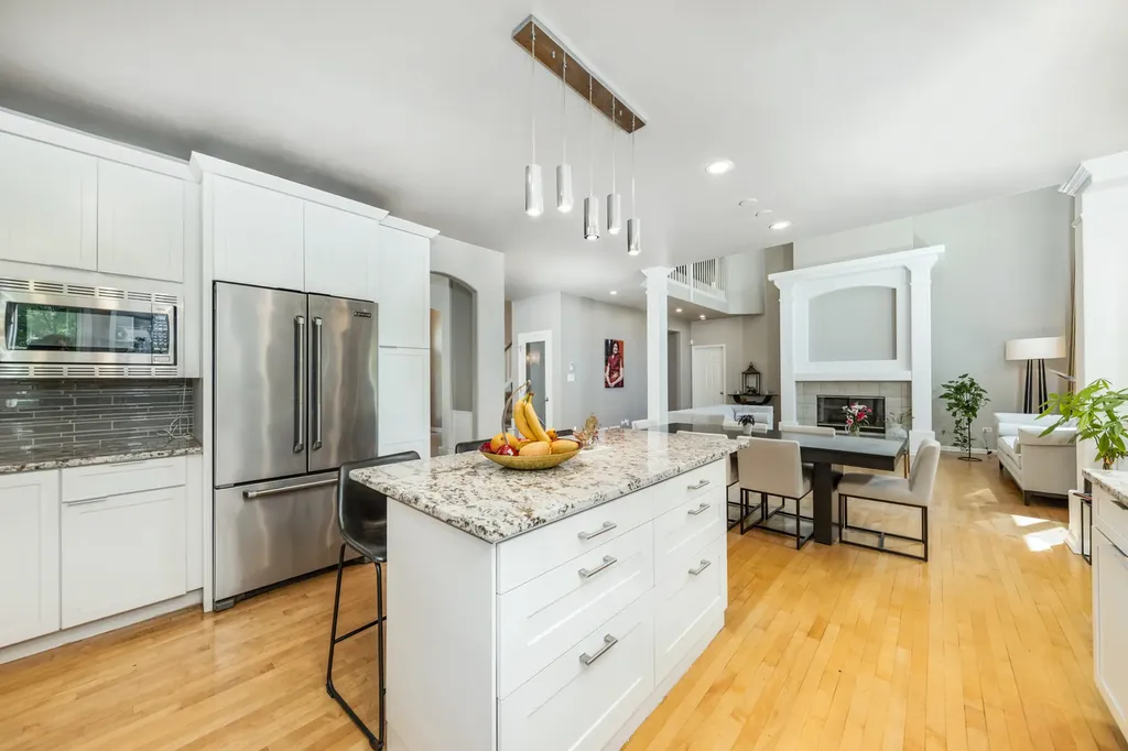 2308 Hillsboro Lane Naperville IL 60564