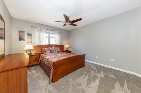 2308 Hillsboro Lane Naperville IL 60564