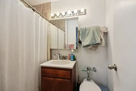 222 East Pearson Street Chicago IL 60611