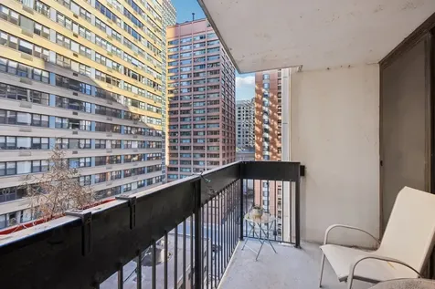 222 East Pearson Street Chicago IL 60611