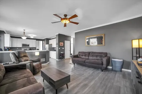 711 Blossom Court Oswego IL 60543