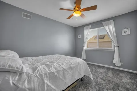 711 Blossom Court Oswego IL 60543