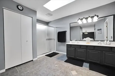 711 Blossom Court Oswego IL 60543