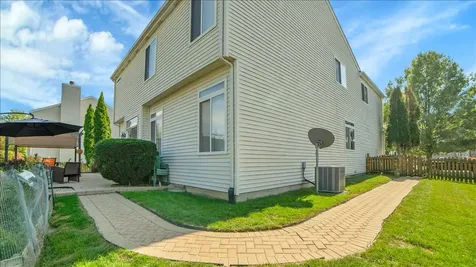 711 Blossom Court Oswego IL 60543