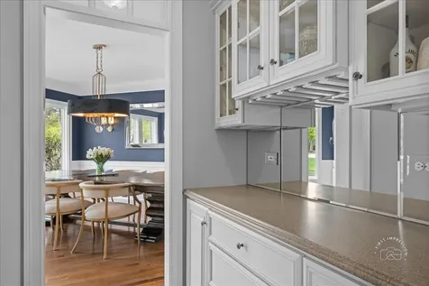 3814 Tradition Boulevard St. Charles IL 60175