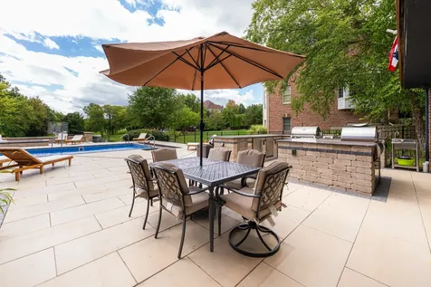 3814 Tradition Boulevard St. Charles IL 60175