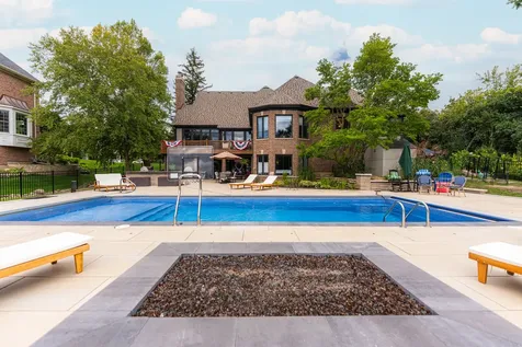 3814 Tradition Boulevard St. Charles IL 60175