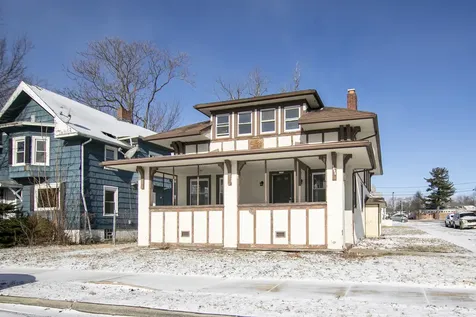 1295 East Merchant Street Kankakee IL 60901