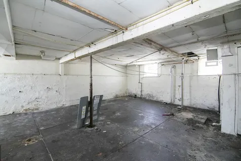 1295 East Merchant Street Kankakee IL 60901