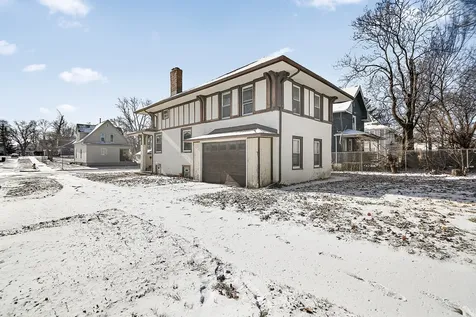 1295 East Merchant Street Kankakee IL 60901