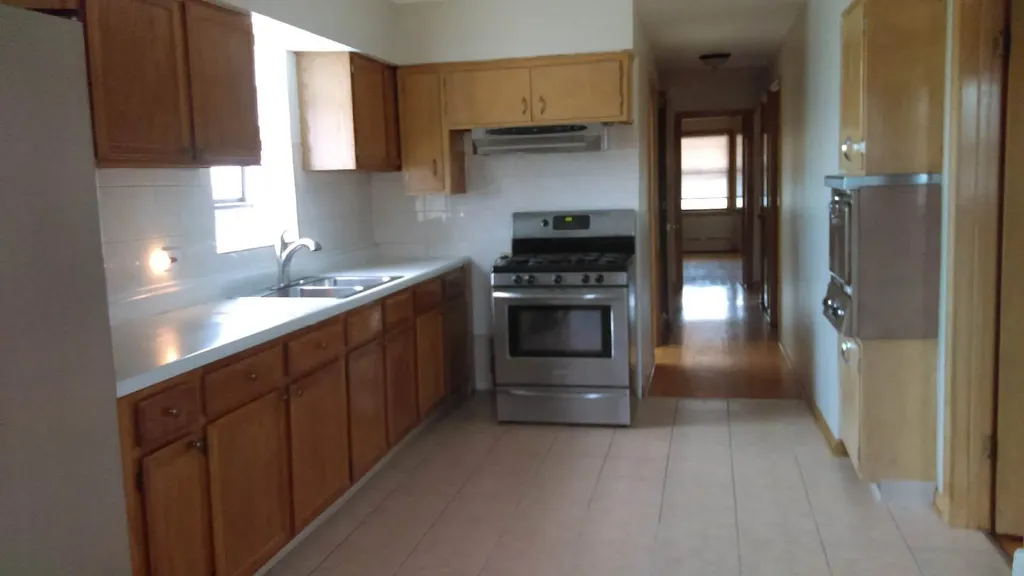 6348 West Grand Avenue Chicago IL 60639