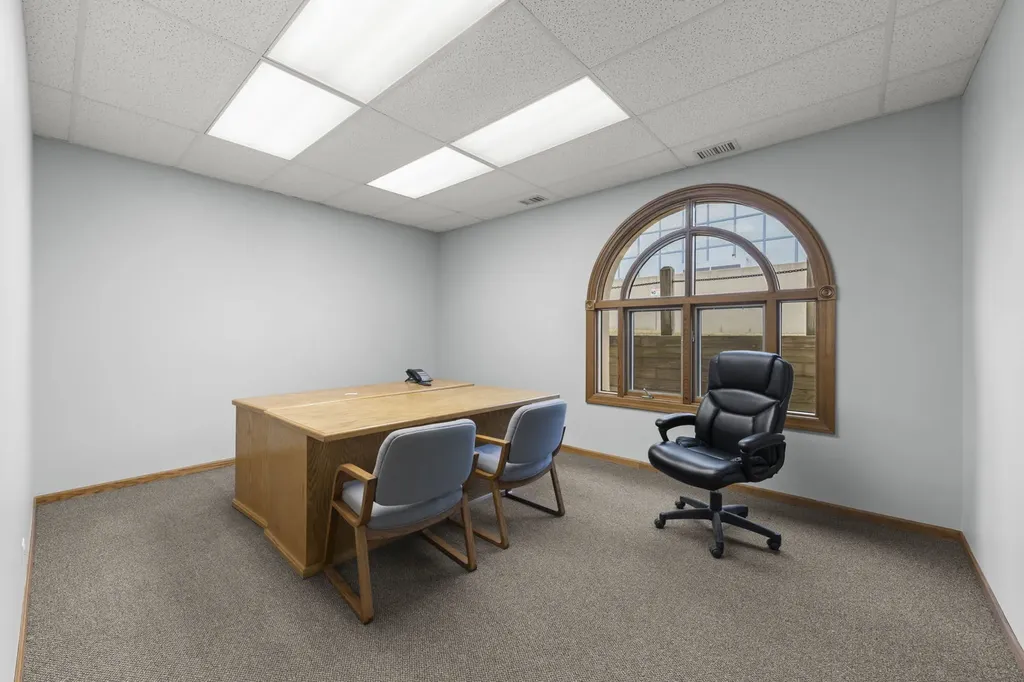 1754 North Washington Street Naperville IL 60563