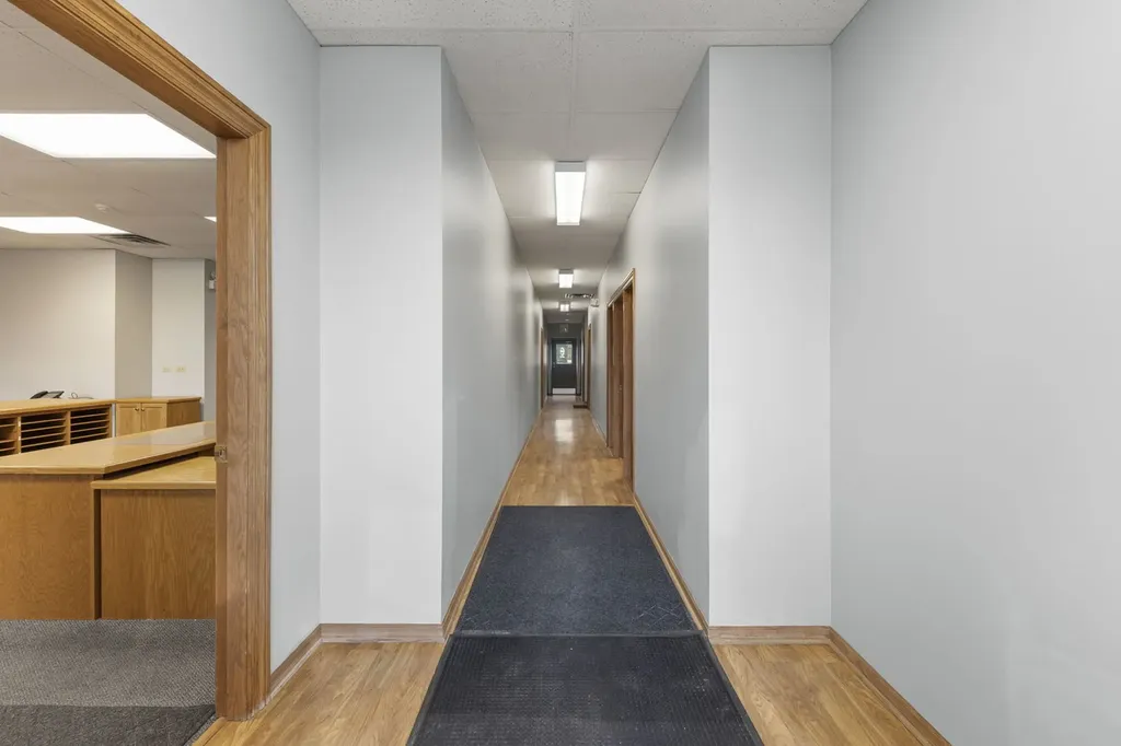 1754 North Washington Street Naperville IL 60563