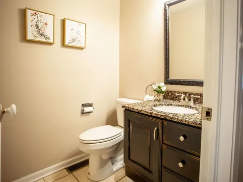 17945 West Pond Ridge Circle Gurnee IL 60031