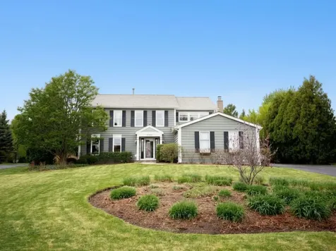 17945 West Pond Ridge Circle Gurnee IL 60031