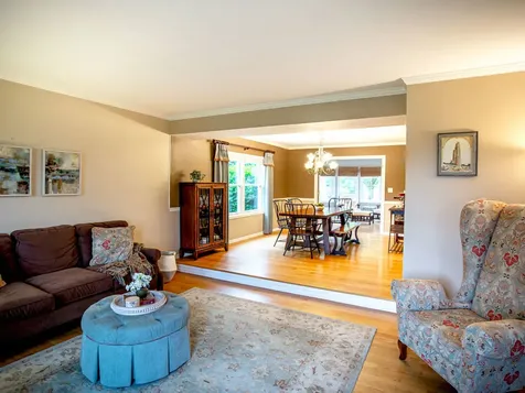 17945 West Pond Ridge Circle Gurnee IL 60031