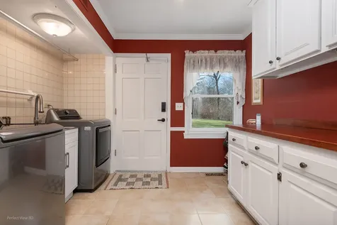 32W050 Cedar Lane Wayne IL 60184