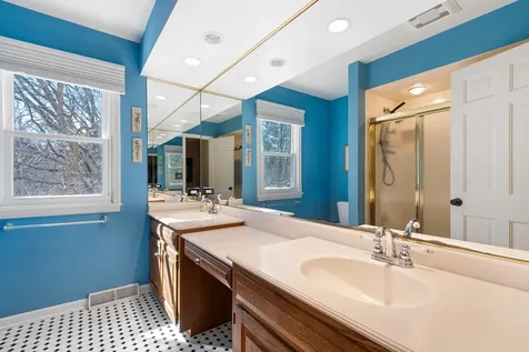32W050 Cedar Lane Wayne IL 60184