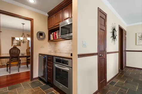 32W050 Cedar Lane Wayne IL 60184