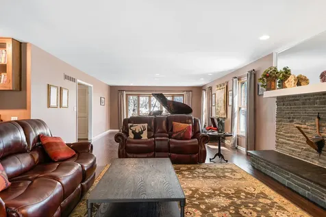 32W050 Cedar Lane Wayne IL 60184