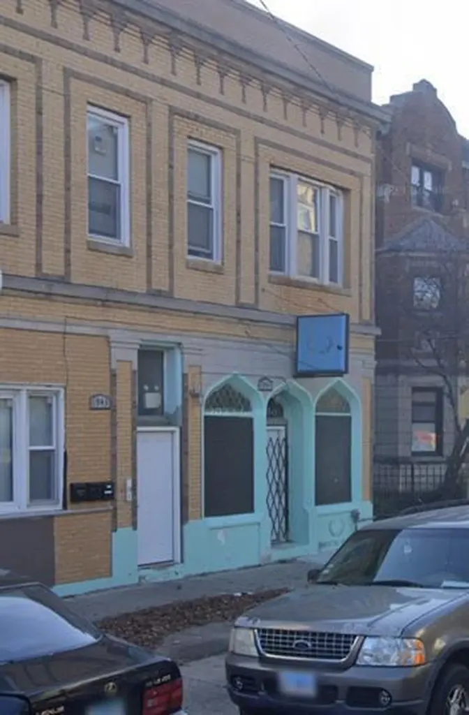 1945 West 48th Street Chicago IL 60609