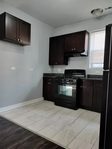 1945 West 48th Street Chicago IL 60609