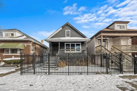 8545 South Saginaw Avenue Chicago IL 60617