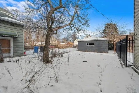 8545 South Saginaw Avenue Chicago IL 60617