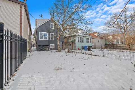 8545 South Saginaw Avenue Chicago IL 60617